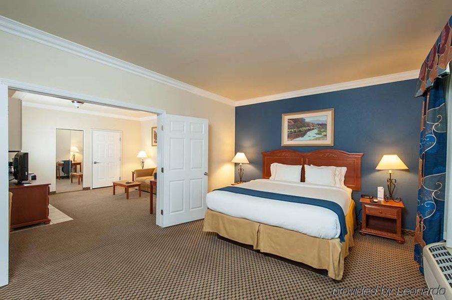 Holiday Inn Express Hotel & Suites - Paso Robles By Ihg Extérieur photo