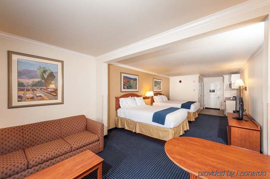 Holiday Inn Express Hotel & Suites - Paso Robles By Ihg Extérieur photo