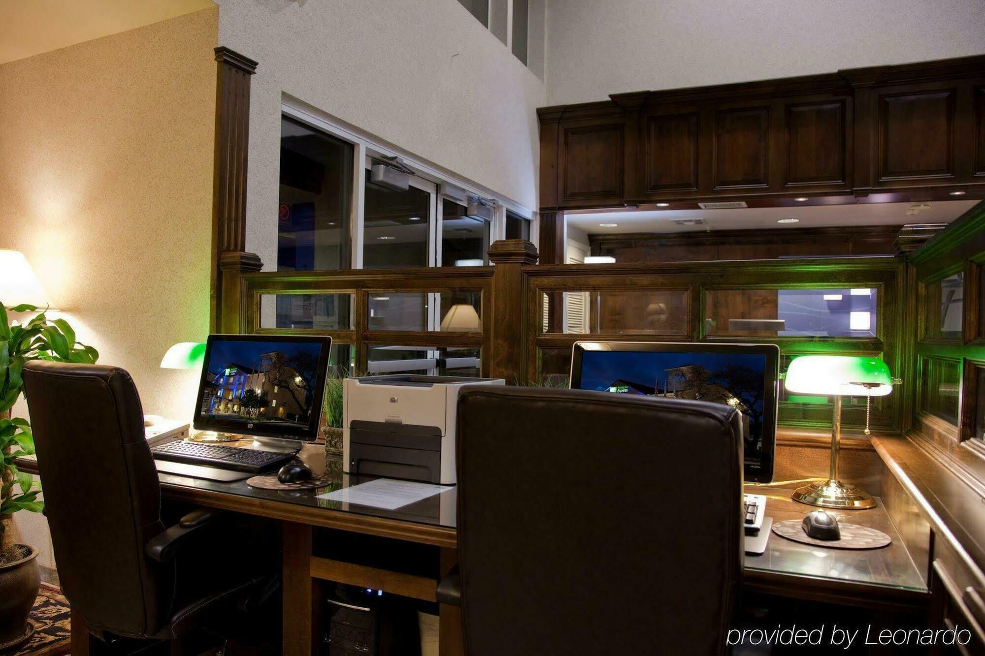 Holiday Inn Express Hotel & Suites - Paso Robles By Ihg Extérieur photo